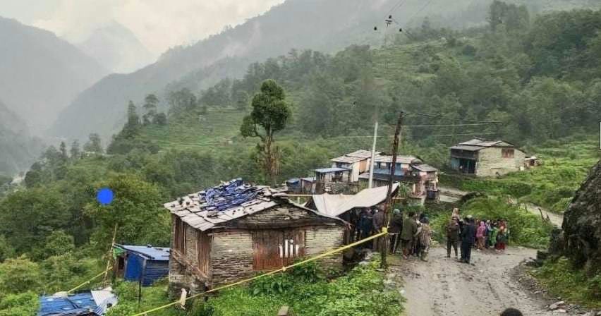 घरमा महिला मृत फेला, श्रीमान र दुई छोरा पक्राउ