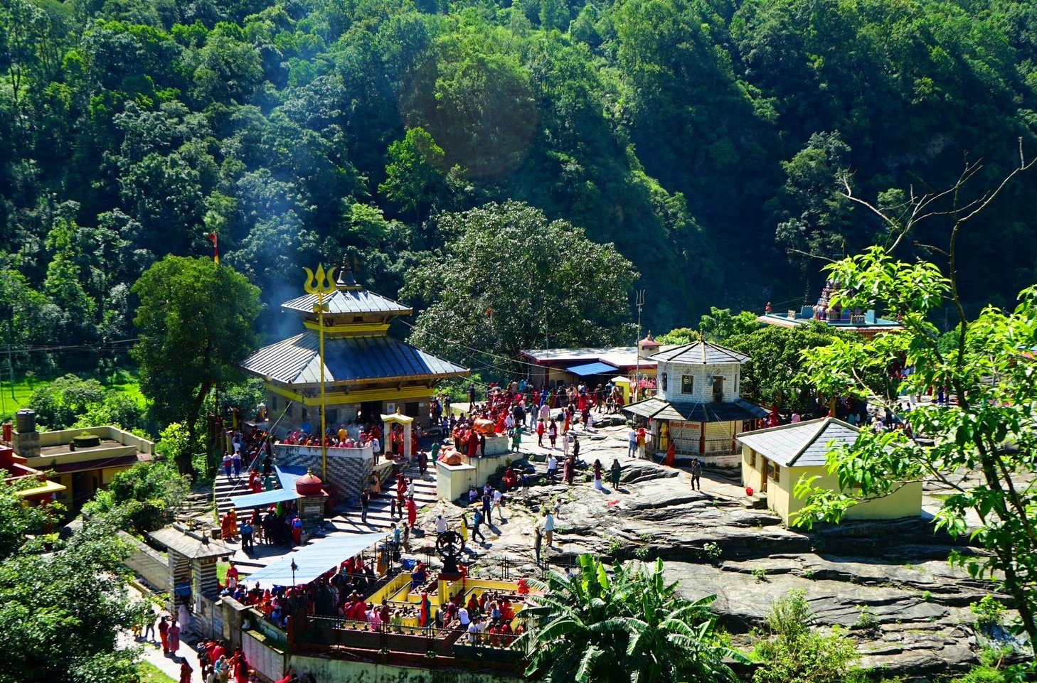 गलेश्वरधाममा साउन दाेस्राे साेमबार तीन लाख ३६ हजार भेटी संकलन