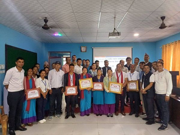 म्याग्दीमा स्वास्थ्य सम्बन्धी कार्यक्रम कार्यान्वयनमा बेनी नगरपालिका अगाडी