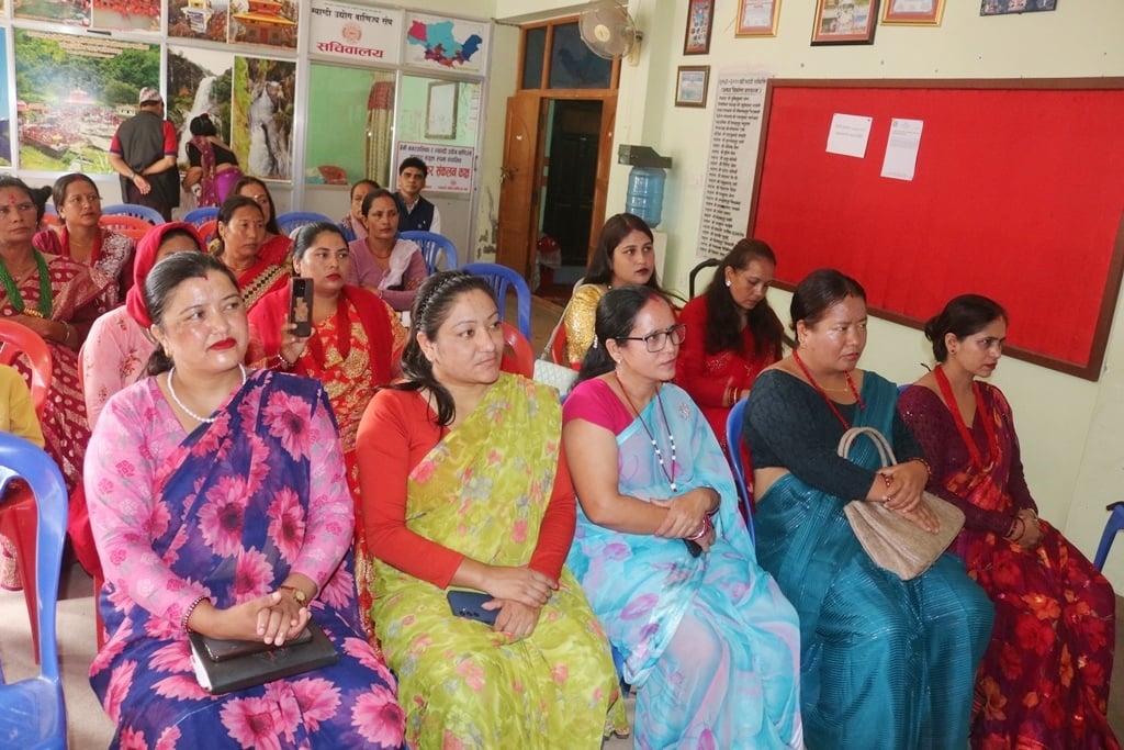 प्रजनन् स्वास्थ्य र मृगौलाको सचेतनाः स्वास्थ्य समस्या देखिएमा तुरुन्तै अस्पताल आउनुस – डा. थापा