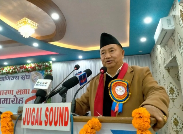 रोजगारी सृजना र युवा पलायन रोक्न उद्योग क्षेत्र फस्टाउन जरुरी छ : मुख्यमन्त्री लामा