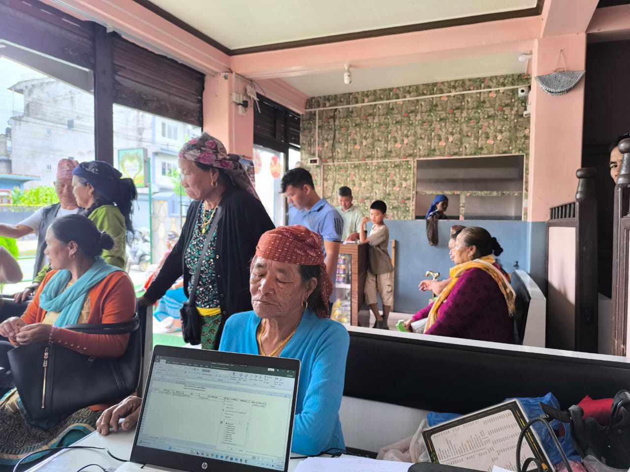 घुम्ती शिविरबाट बेनी ,पोखरा र काठमाडौंमा बस्ने दुई सय ५४ जना मालिकाबासीले लिए सेवा