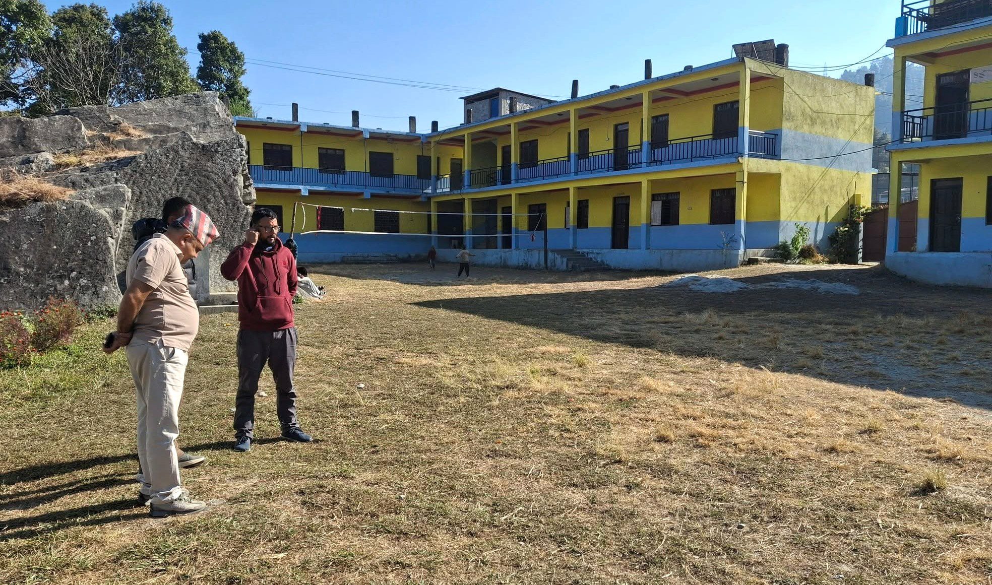 म्याग्दीमा मतदानस्थलको निरीक्षण