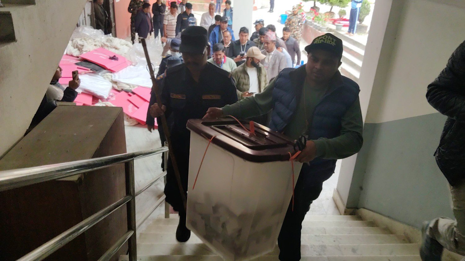 प्रतिनिधिसभा निर्वाचन : म्याग्दीमा गुर्जा र लुलाङबाट मतगणना सुरु (तस्बिर/भिडिओ )