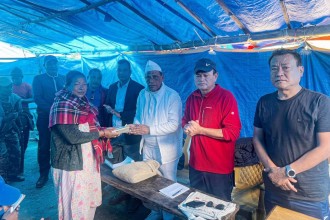 नेपाली कांग्रेस म्याग्दीद्वारा बाढीपहिरो पीडित परिवारलाई आर्थिक सहयोग