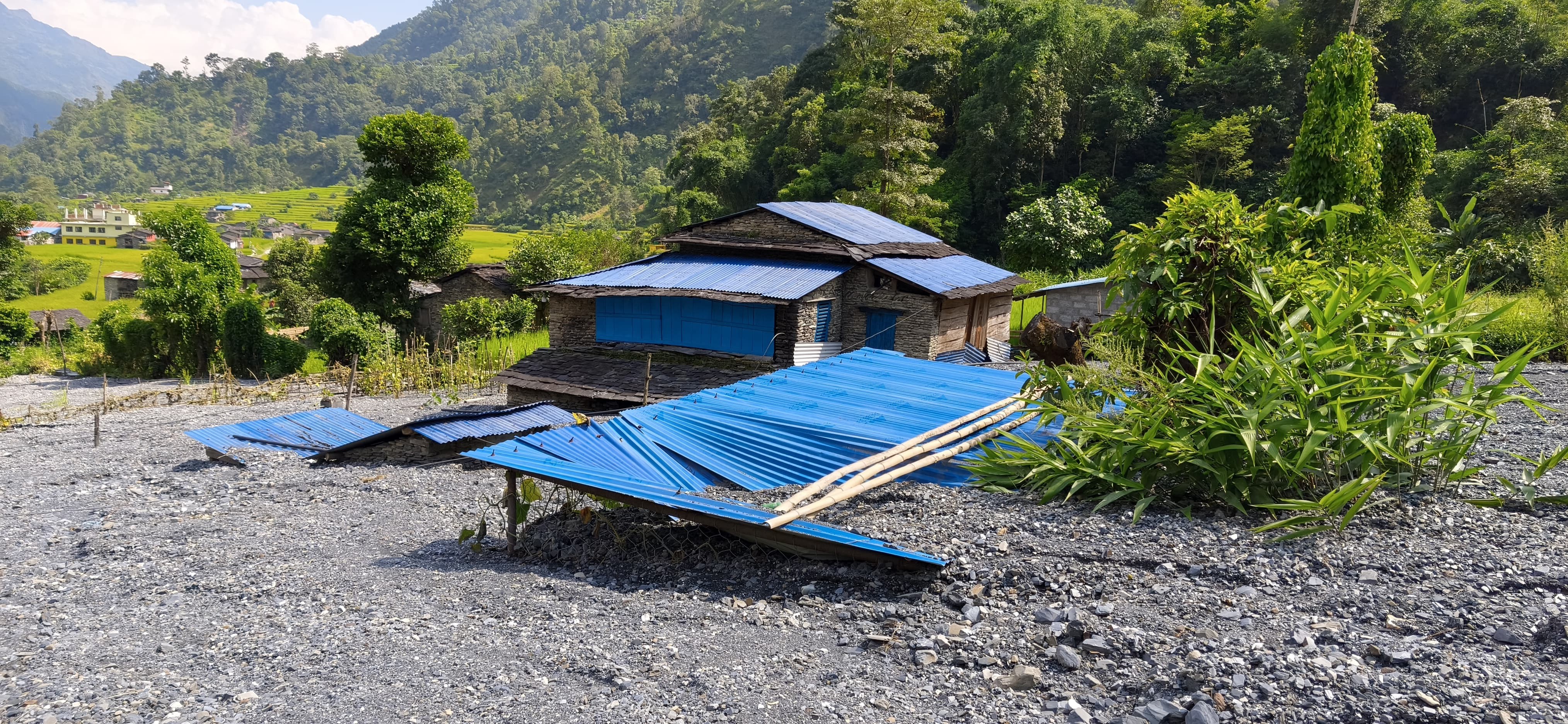 बाढीले उजाडिएको खहरे : जहाँ घर थिए, अहिले बगर मात्रै छ (फोटोफिचर)